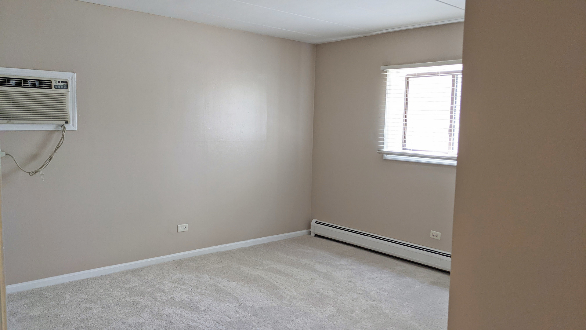 158 East Bailey Road, Unit A Naperville, IL 60565 - Photo 8 of 26