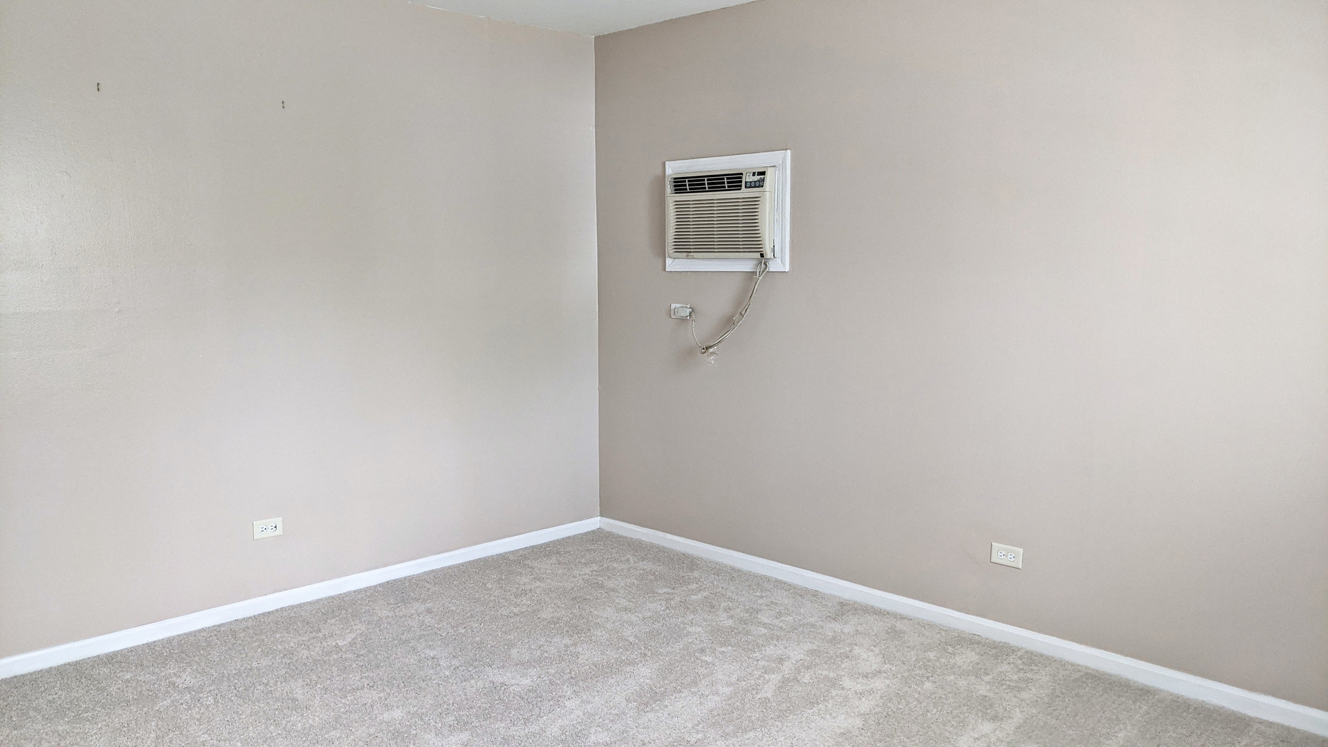158 East Bailey Road, Unit A Naperville, IL 60565 - Photo 10 of 26
