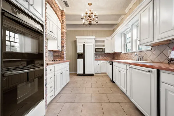 $899,900 | 7804 Private Road 6030, Shallowater, TX 79363