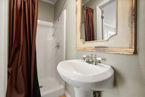$899,900 | 7804 Private Road 6030, Shallowater, TX 79363