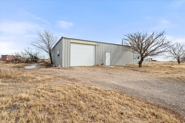 $899,900 | 7804 Private Road 6030, Shallowater, TX 79363