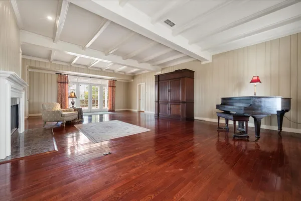 $899,900 | 7804 Private Road 6030, Shallowater, TX 79363