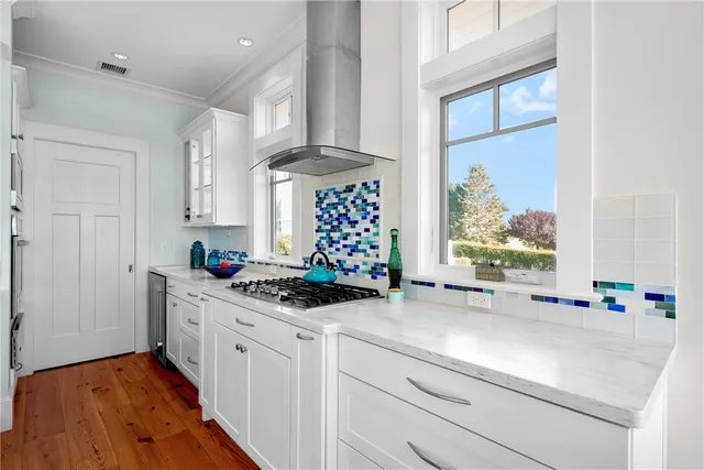 $3,650,000 | 140 Tuckerman Avenue, Middletown, RI 02842