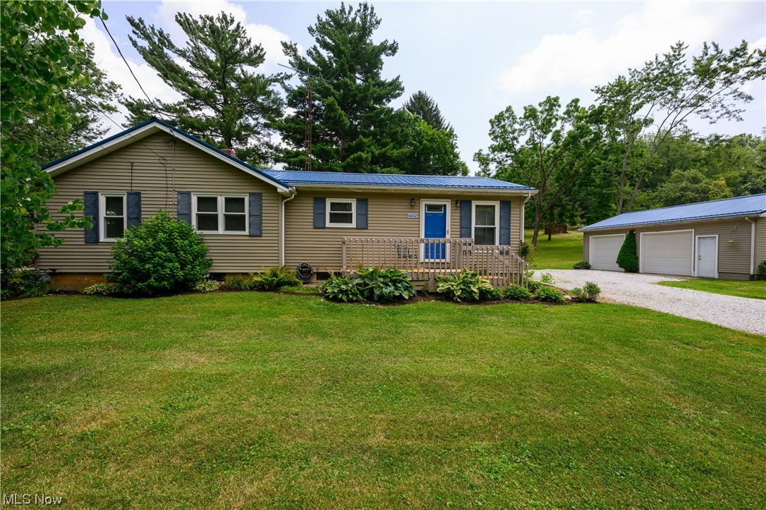 Updated ranch home w/ detached garage