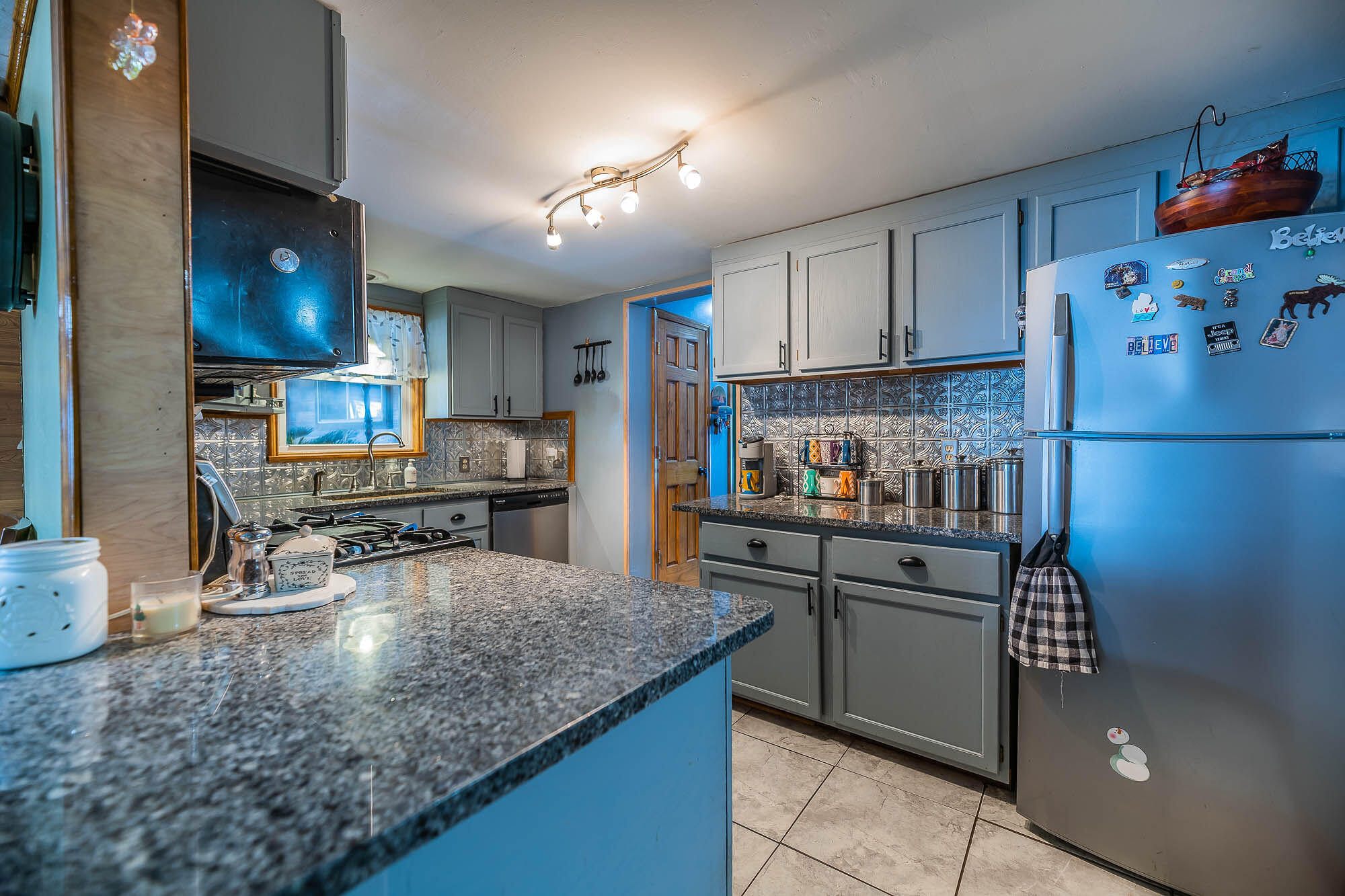 797 North Peterson Road Muskegon, MI 49445 - Photo 6 of 47 JGallerie-4536