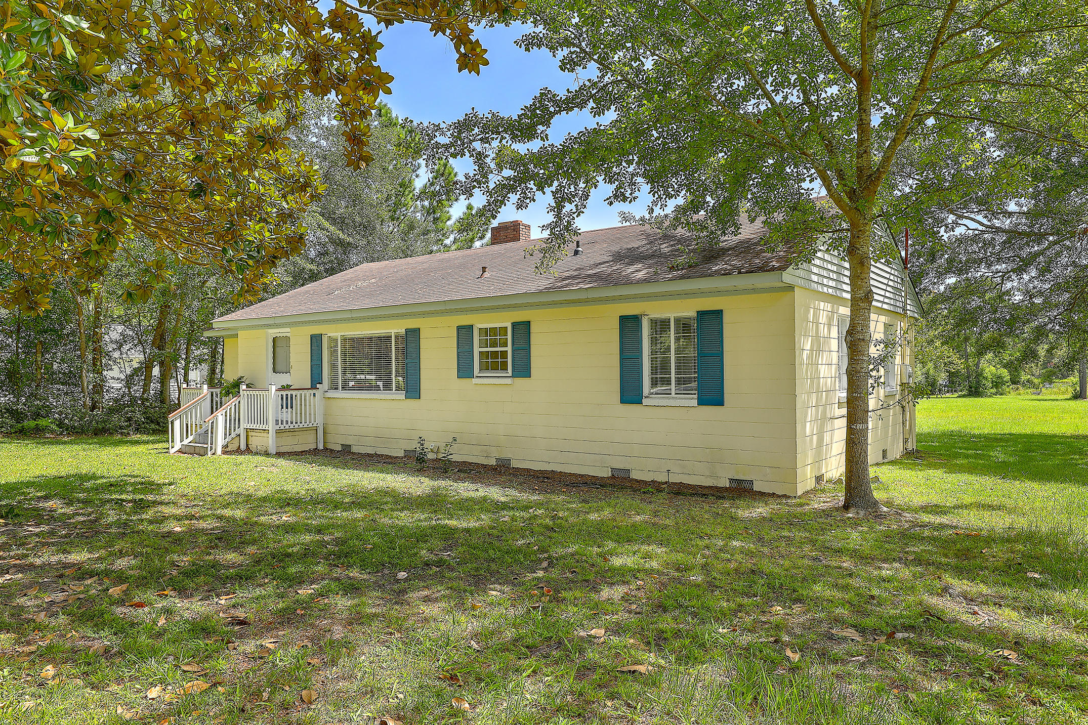 1528 Pinopolis Road Moncks Corner, SC 29461 - Photo 3 of 49 1R3A2259_60_61_62_63_64_65