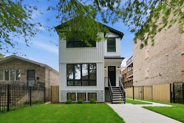 $1,499,000 | 4109 North Lawndale Avenue, Chicago, IL 60618