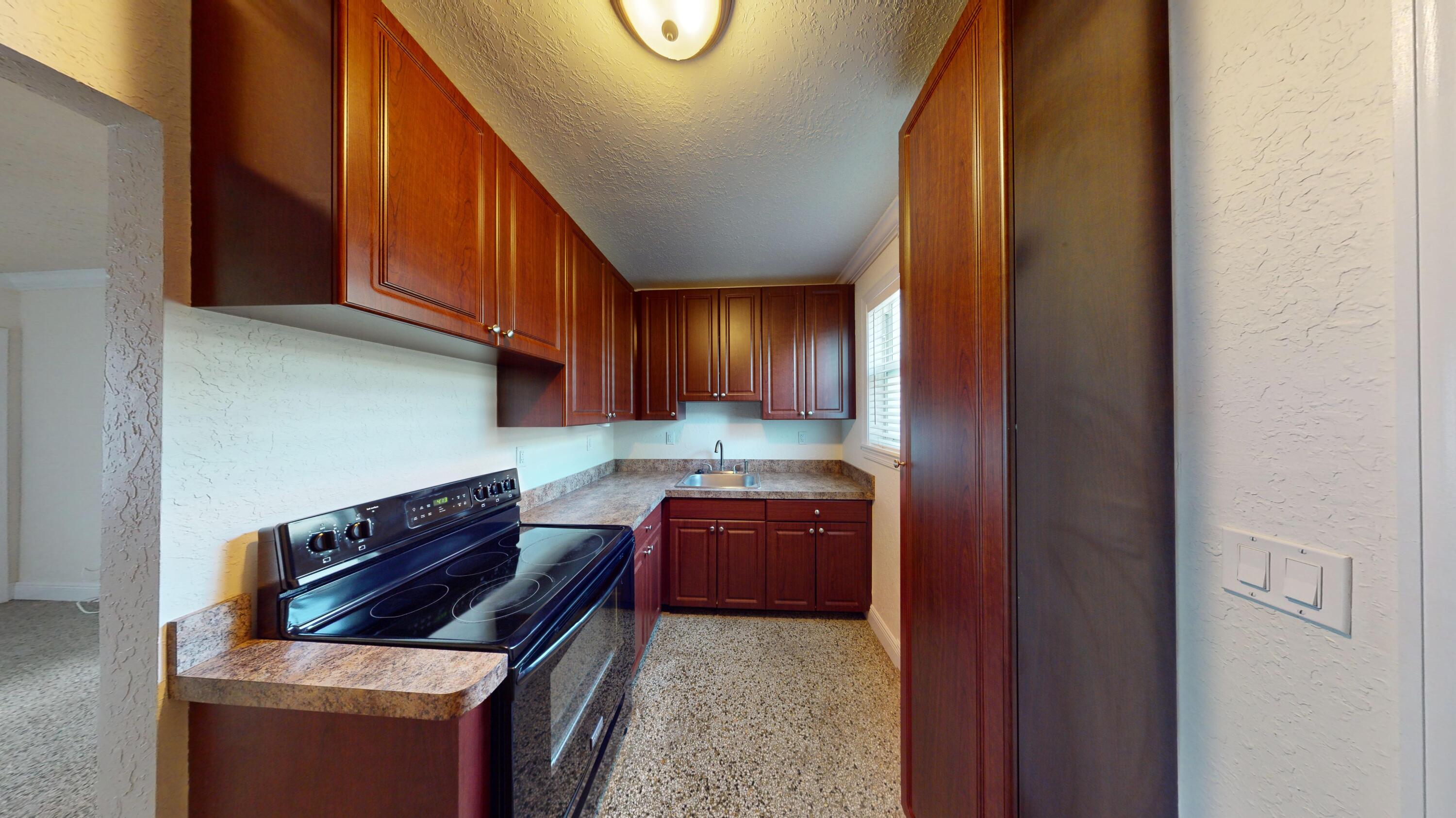 343 Bamboo Road, Unit 2 Palm Beach Shores, FL 33404 - Photo 4 of 10 343-Bamboo-Rd-Apt-2--11142024_110956
