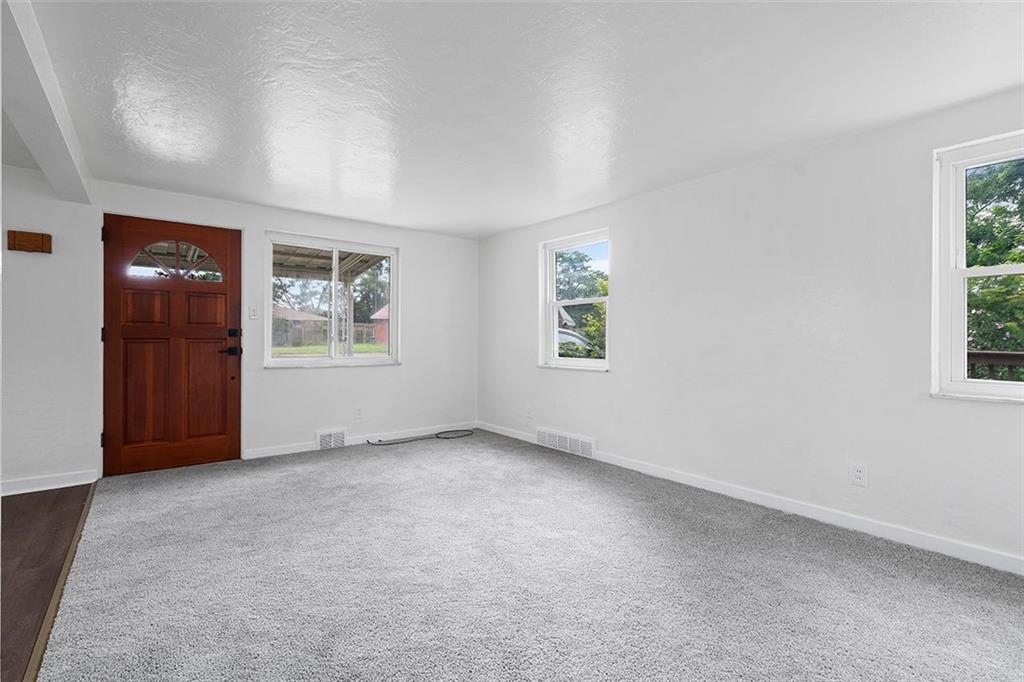 3529 Oakleaf Road Pittsburgh, PA 15227 - Photo 6 of 34 Gallery Image 6