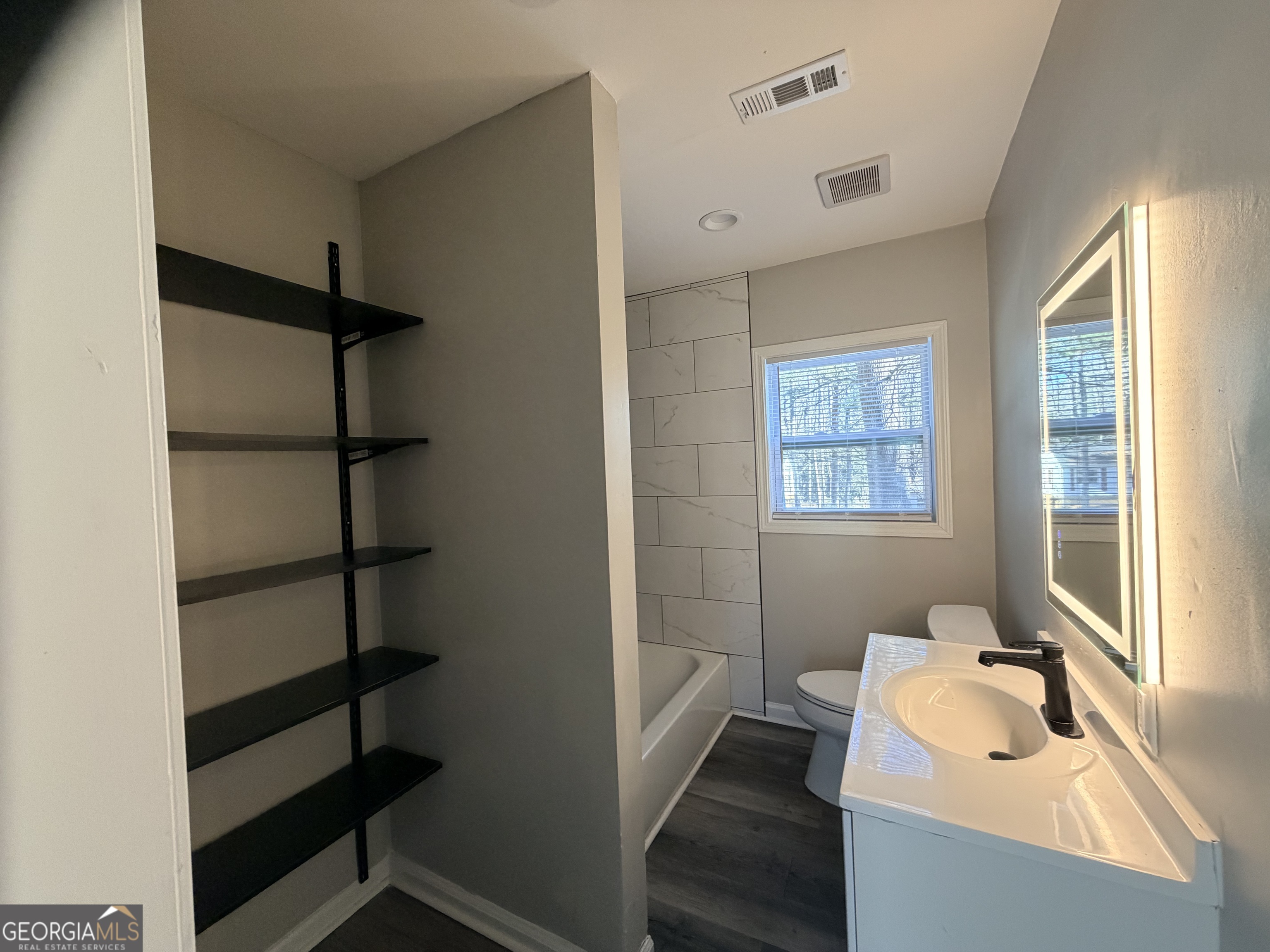 1433 Midview Drive Decatur, GA 30032 - Photo 12 of 24