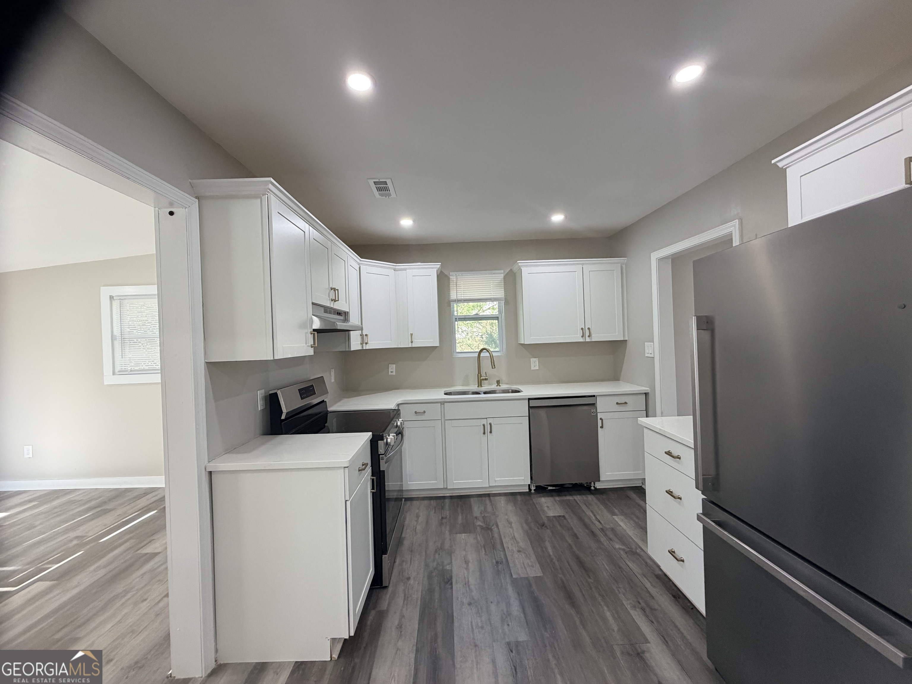 1433 Midview Drive Decatur, GA 30032 - Photo 13 of 24