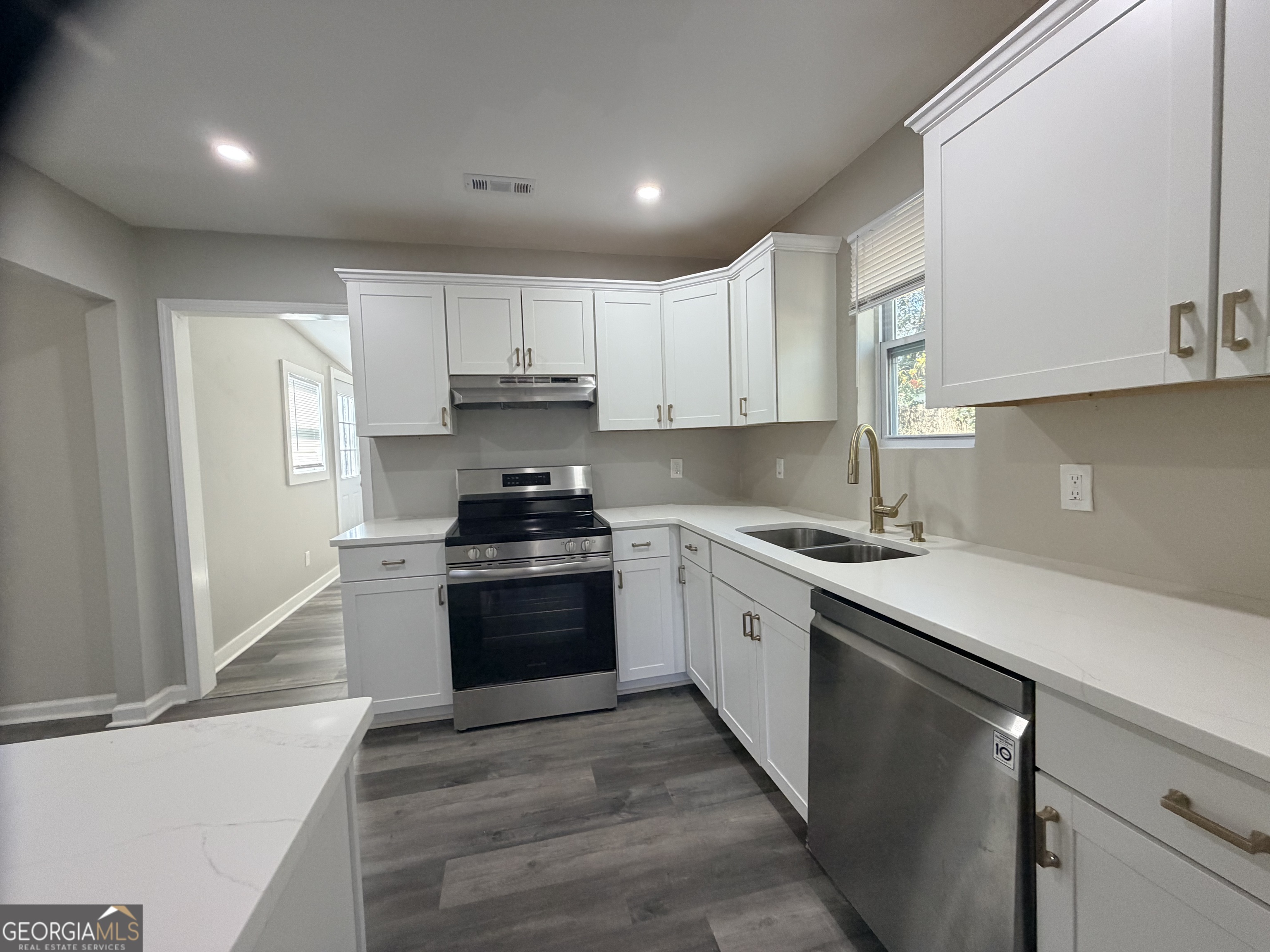 1433 Midview Drive Decatur, GA 30032 - Photo 20 of 24