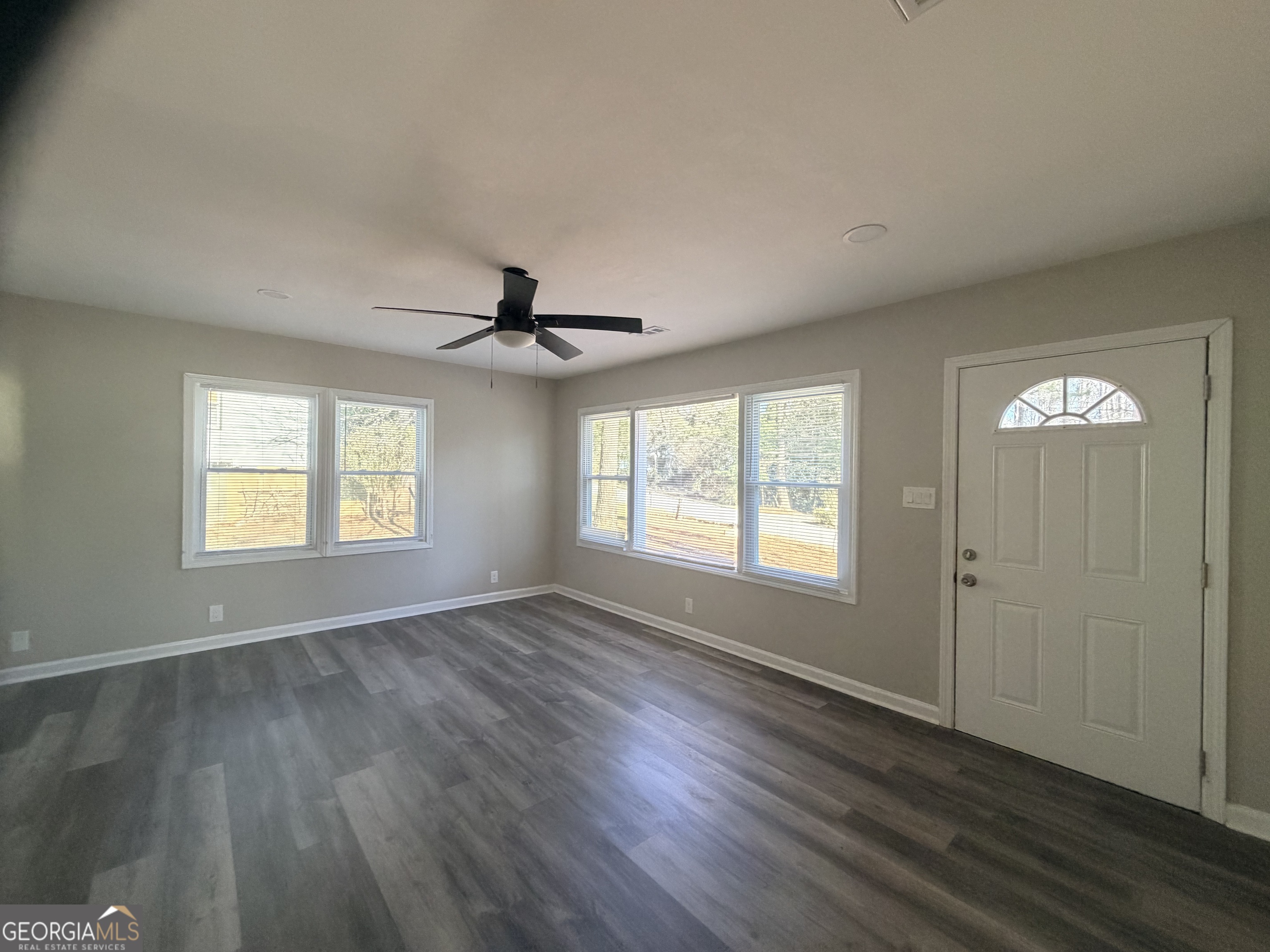 1433 Midview Drive Decatur, GA 30032 - Photo 2 of 24