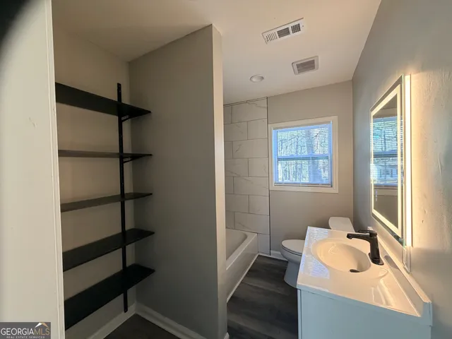 $1,700 | 1433 Midview Drive, Decatur, GA 30032