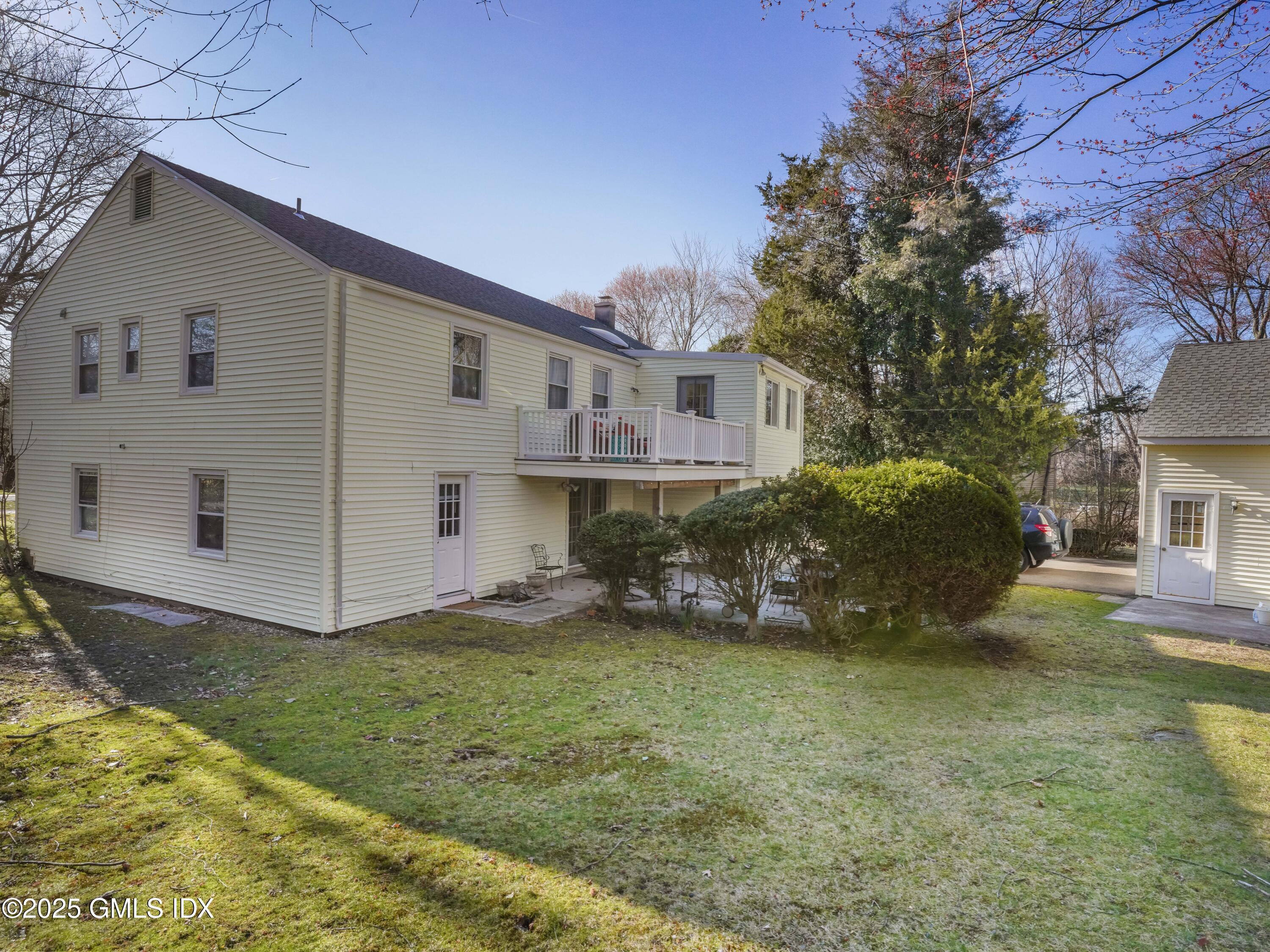 48 Meyer Place Riverside, CT 06878 - Photo 19 of 24 Back view of House