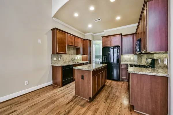 $2,700 | 1117 St Agnes Street, Unit C, Houston, TX 77030