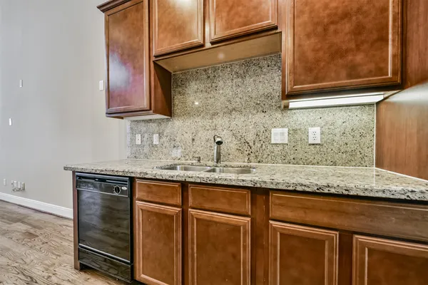 $2,700 | 1117 St Agnes Street, Unit C, Houston, TX 77030