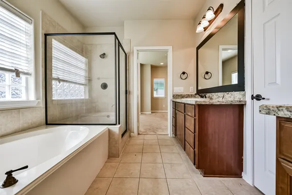 $2,700 | 1117 St Agnes Street, Unit C, Houston, TX 77030