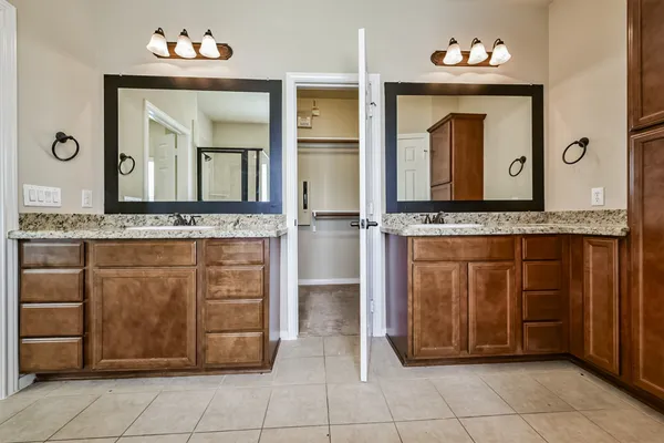 $2,700 | 1117 St Agnes Street, Unit C, Houston, TX 77030