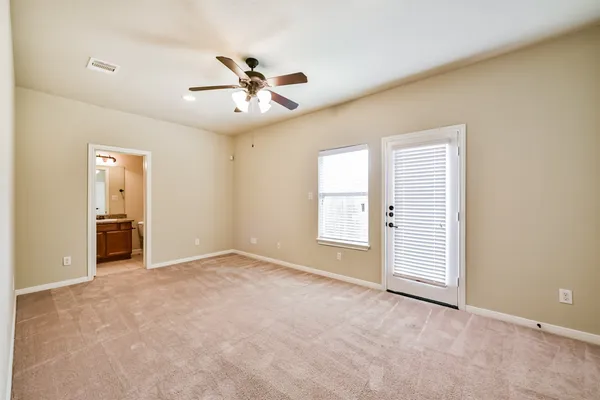 $2,700 | 1117 St Agnes Street, Unit C, Houston, TX 77030