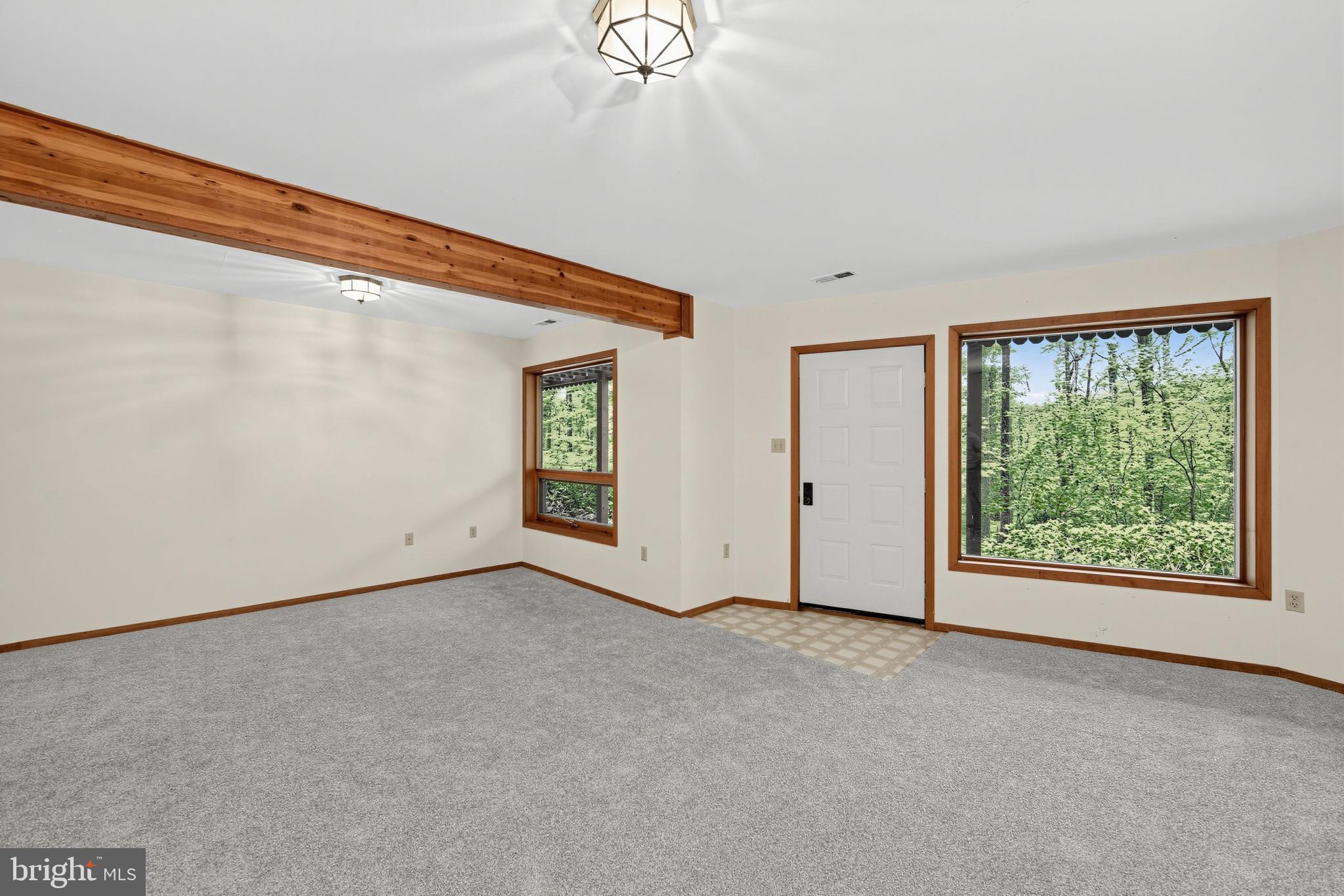 194 Starr Road Newark, DE 19711 - Photo 31 of 54 Family/Media Room