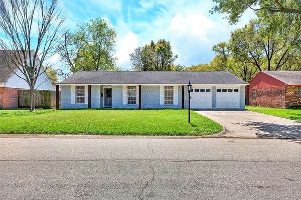 $370,000 | 9611 Highmeadow Drive, Houston, TX 77063