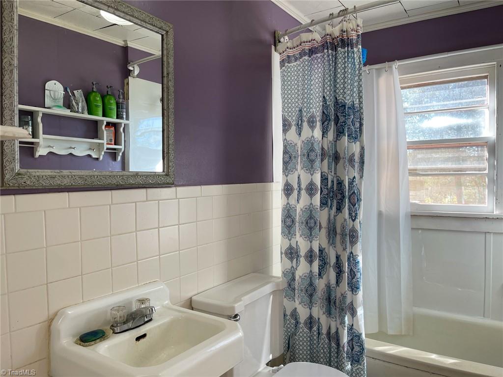 2107 Locust Grove Road Westfield, NC 27053 - Photo 26 of 40