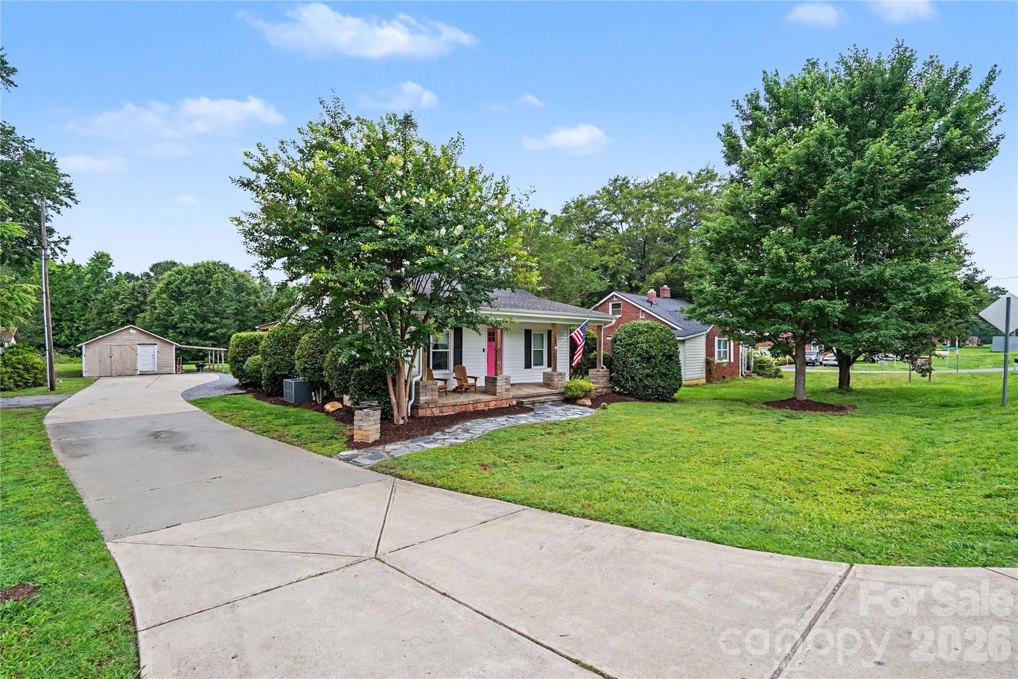 1528 South Point Road Belmont, NC 28012 - Photo 4 of 39