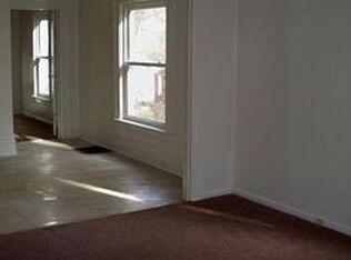 8733 South Cochran Road Charlotte, MI 48813 - Photo 10 of 30 Front