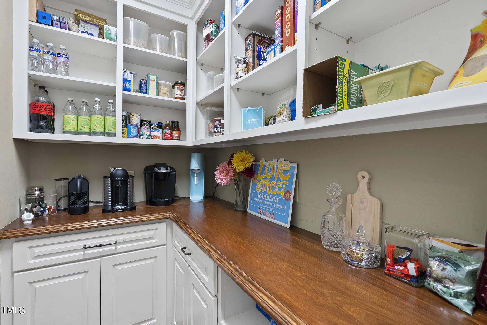513 Lake Boone Trail Raleigh, NC 27608 - Photo 7 of 41 a kitchen with refrigerator and cabinets