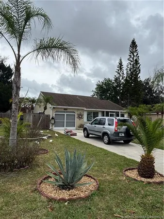 $329,900 | 1509 Southeast Belcrest Street, Port St. Lucie, FL 34952