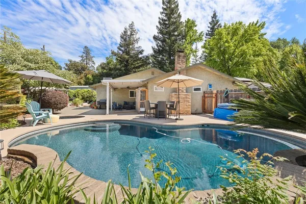 $529,000 | 2 Vermillion Circle, Chico, CA 95928