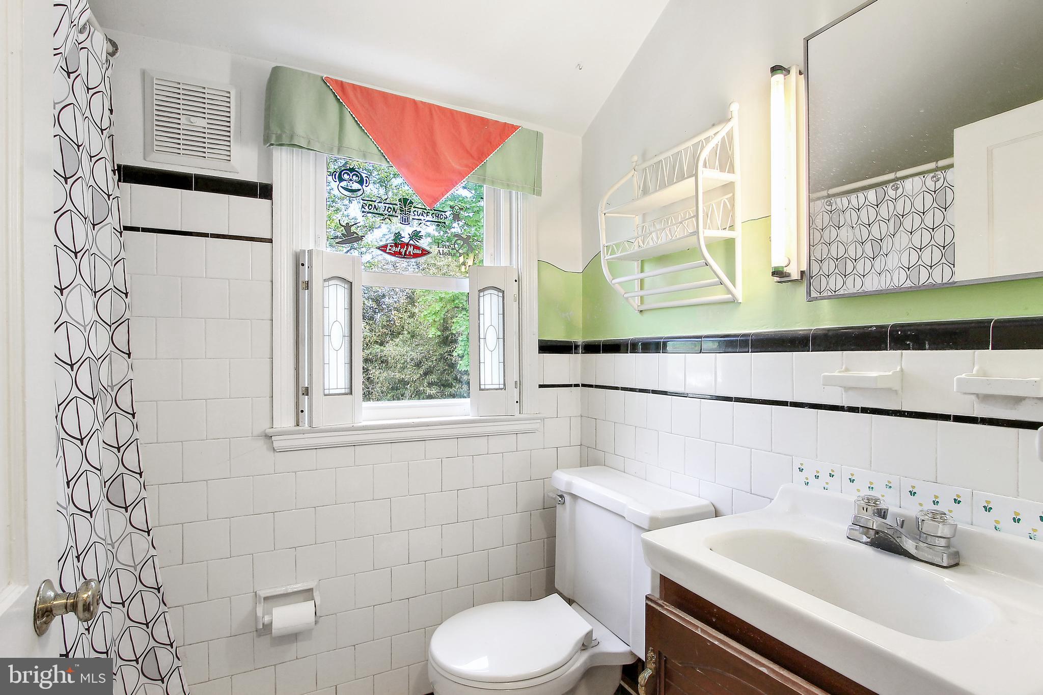 416 Milford Mill Road Baltimore, MD 21208 - Photo 21 of 24 Full bathroom in upstairs hallway