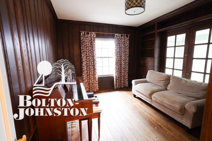 734 Barrington Road Grosse Pointe Park, MI 48230 - Photo 5 of 29