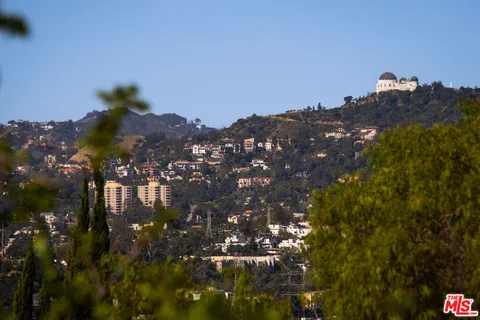 $1,225,000 | 1863 Burnell Drive, Los Angeles, CA 90065