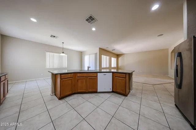 $2,500 | 3454 East Sparrow Place, Chandler, AZ 85286