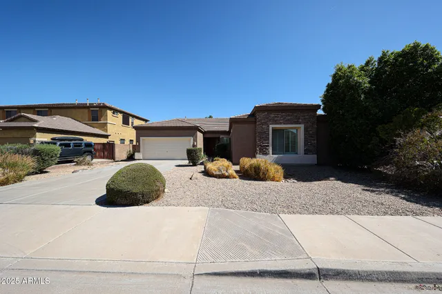 $2,500 | 3454 East Sparrow Place, Chandler, AZ 85286