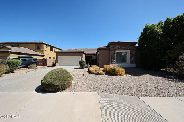 $2,500 | 3454 East Sparrow Place, Chandler, AZ 85286