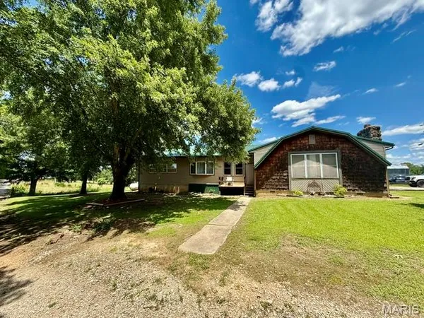 $249,000 | 15302 Bucyrus Drive, Bucyrus, MO 65444