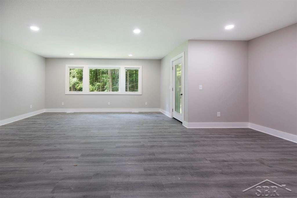 826 South Grey Road Midland, MI 48640 - Photo 14 of 41 Gallery Image 14