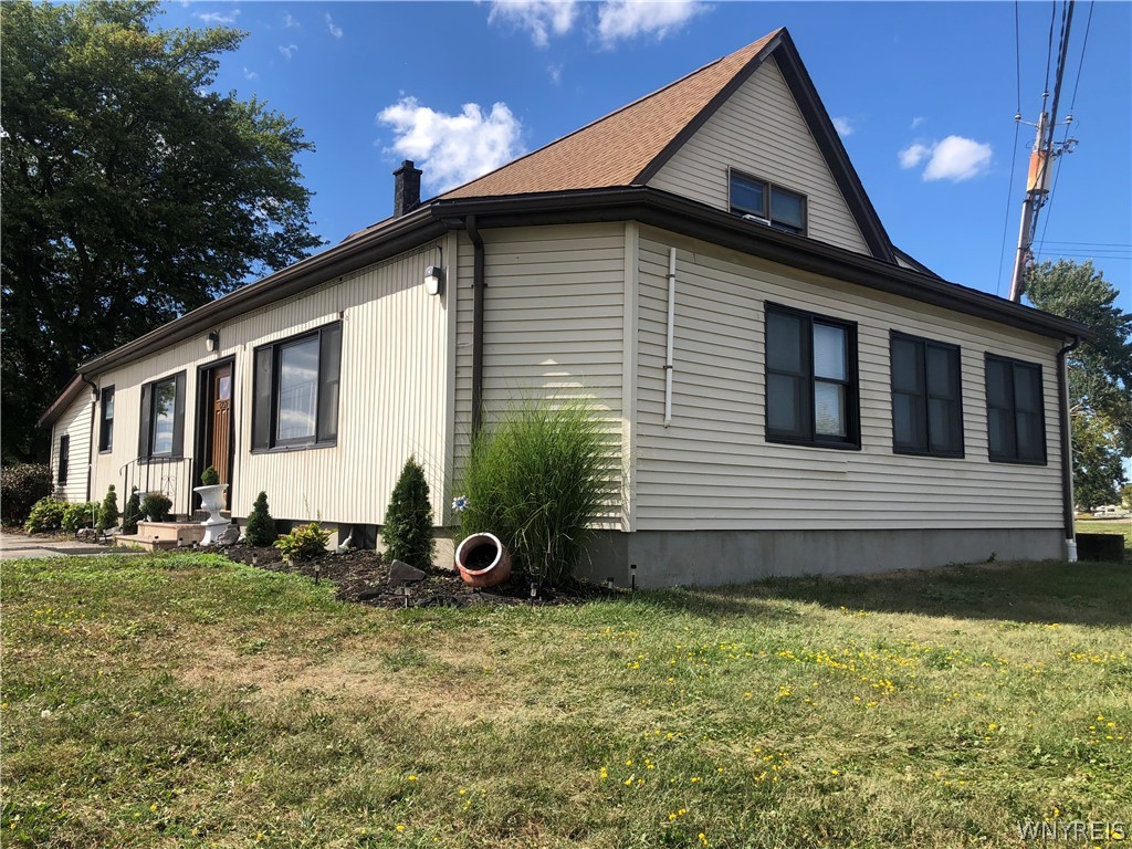 4759 Saunders Settlement Road Cambria, NY 14094 - Photo 1 of 49