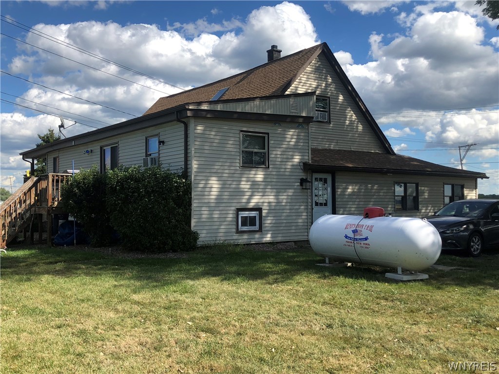 4759 Saunders Settlement Road Cambria, NY 14094 - Photo 4 of 49