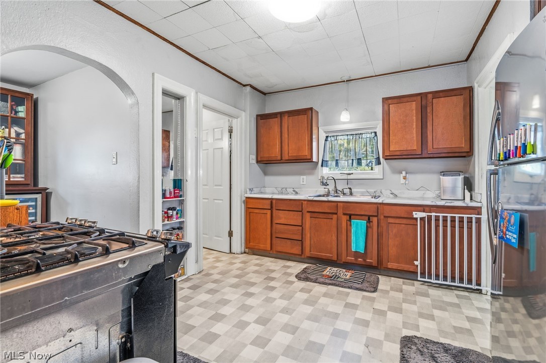 2409 Lake Rd Boulevard Northwest Canton, OH 44708 - Photo 7 of 26 Gallery Image 7