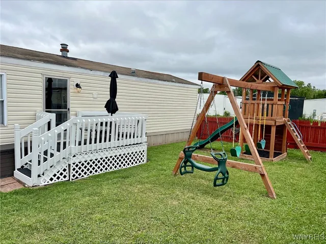 $52,900 | 263 Crestwood Court East, Lockport, NY 14094