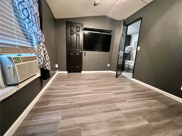 $52,900 | 263 Crestwood Court East, Lockport, NY 14094