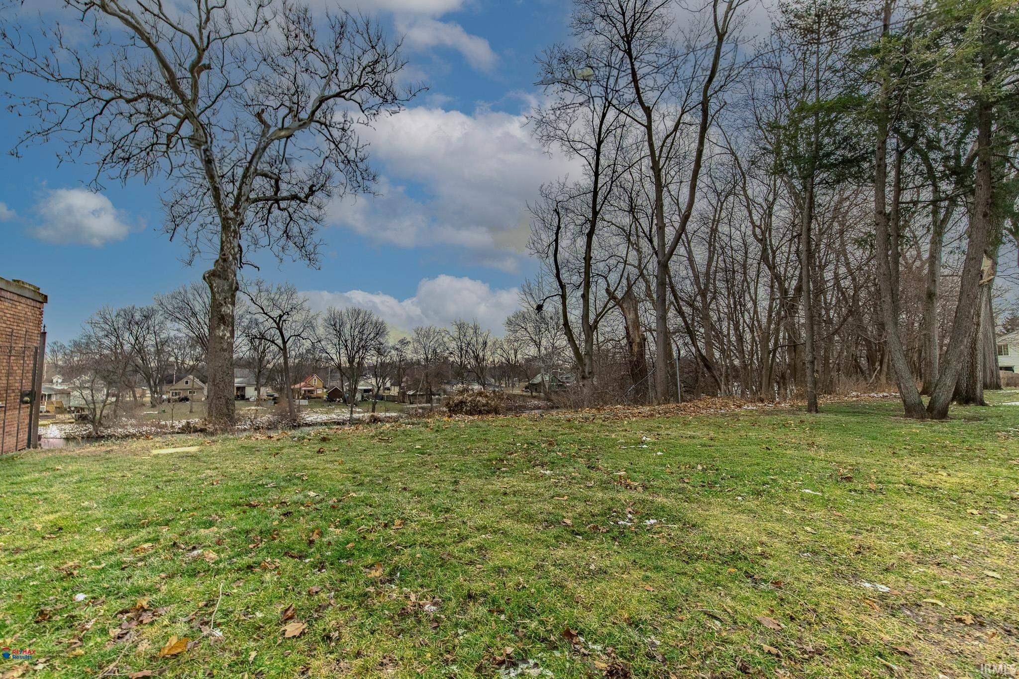 750 North Riverside Drive Elkhart, IN 46514 - Photo 3 of 8