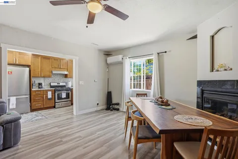 $948,000 | 2102 Overhill Road, Concord, CA 94520