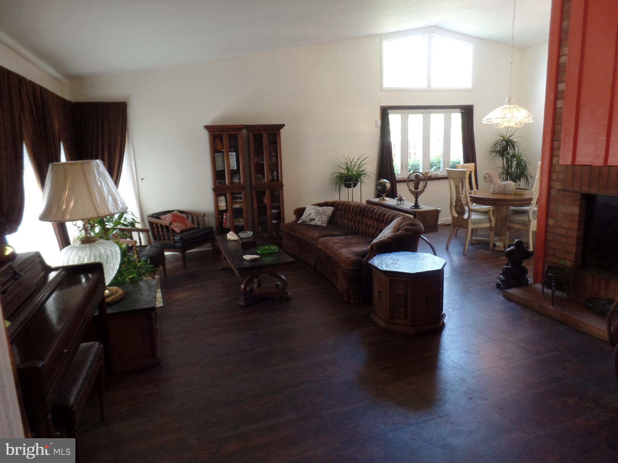 528 Four Mile Branch Road Sicklerville, NJ 08081 - Photo 3 of 21 Gallery Image 3