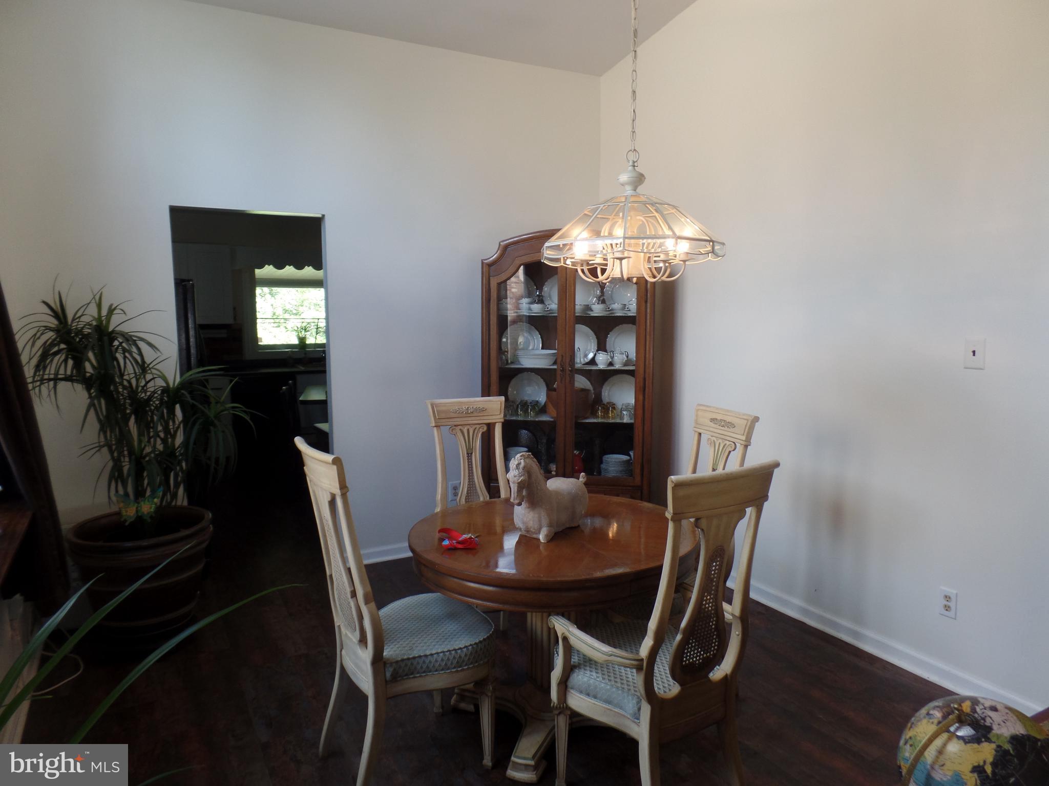 528 Four Mile Branch Road Sicklerville, NJ 08081 - Photo 7 of 21 Gallery Image 7