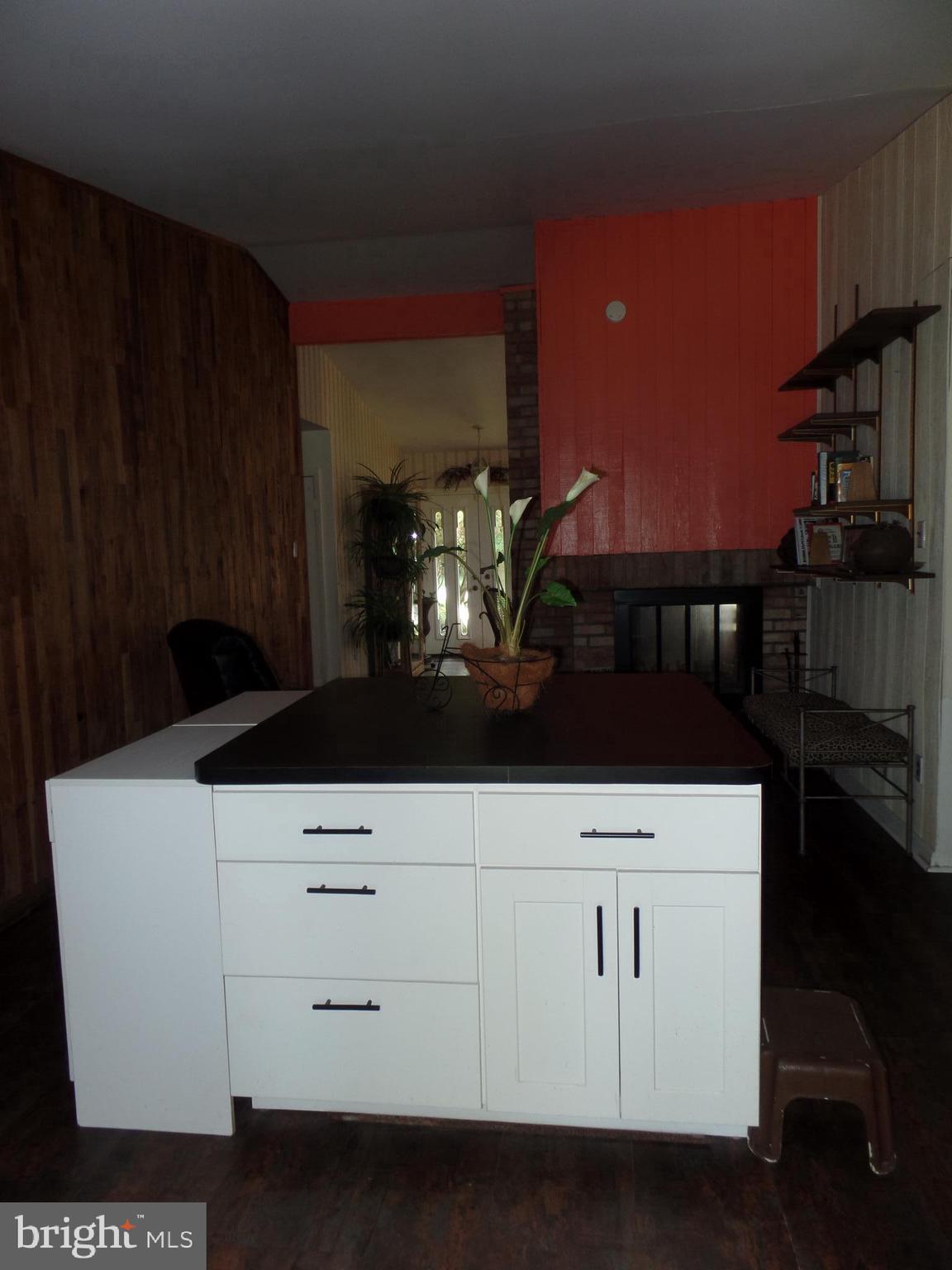 528 Four Mile Branch Road Sicklerville, NJ 08081 - Photo 10 of 21 Gallery Image 10